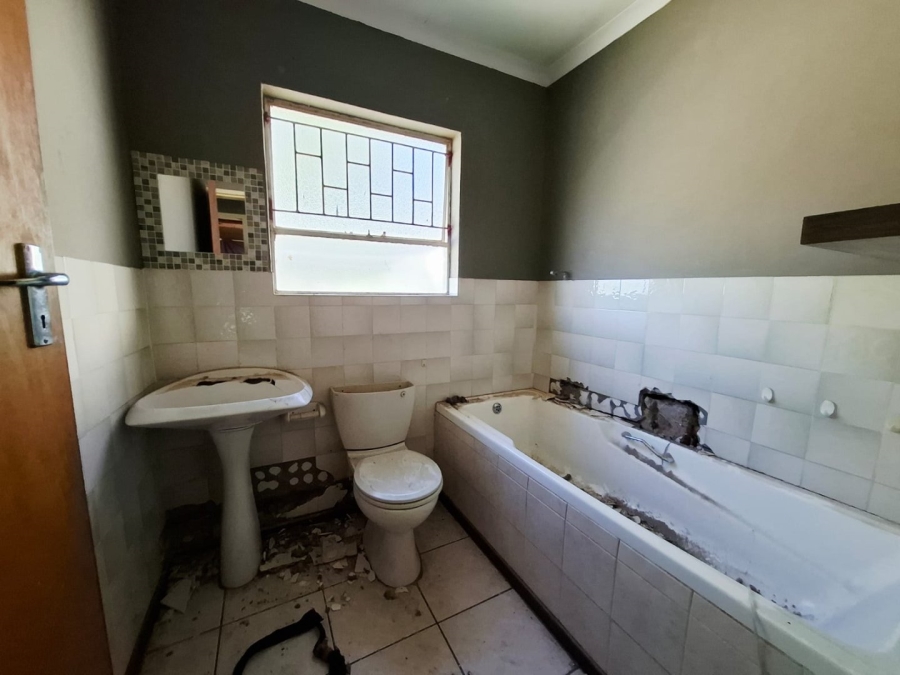 4 Bedroom Property for Sale in Fichardt Park Free State